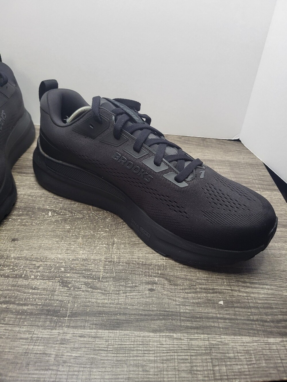 Brooks Beast GTS 26 Mens Running Shoes Sneakers Mens Size 13 EE Wide - Picture 3 of 10